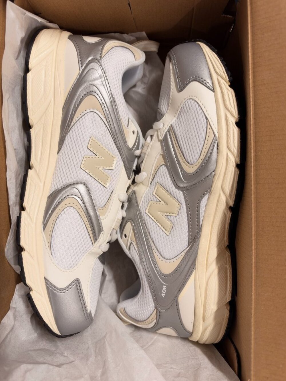 New Balance 408 Men’s Sneakers White Beige Silver Size 9.5 – Brand New